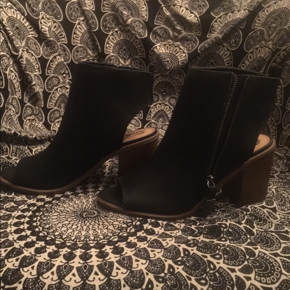 NWOT Circus By San Edelman